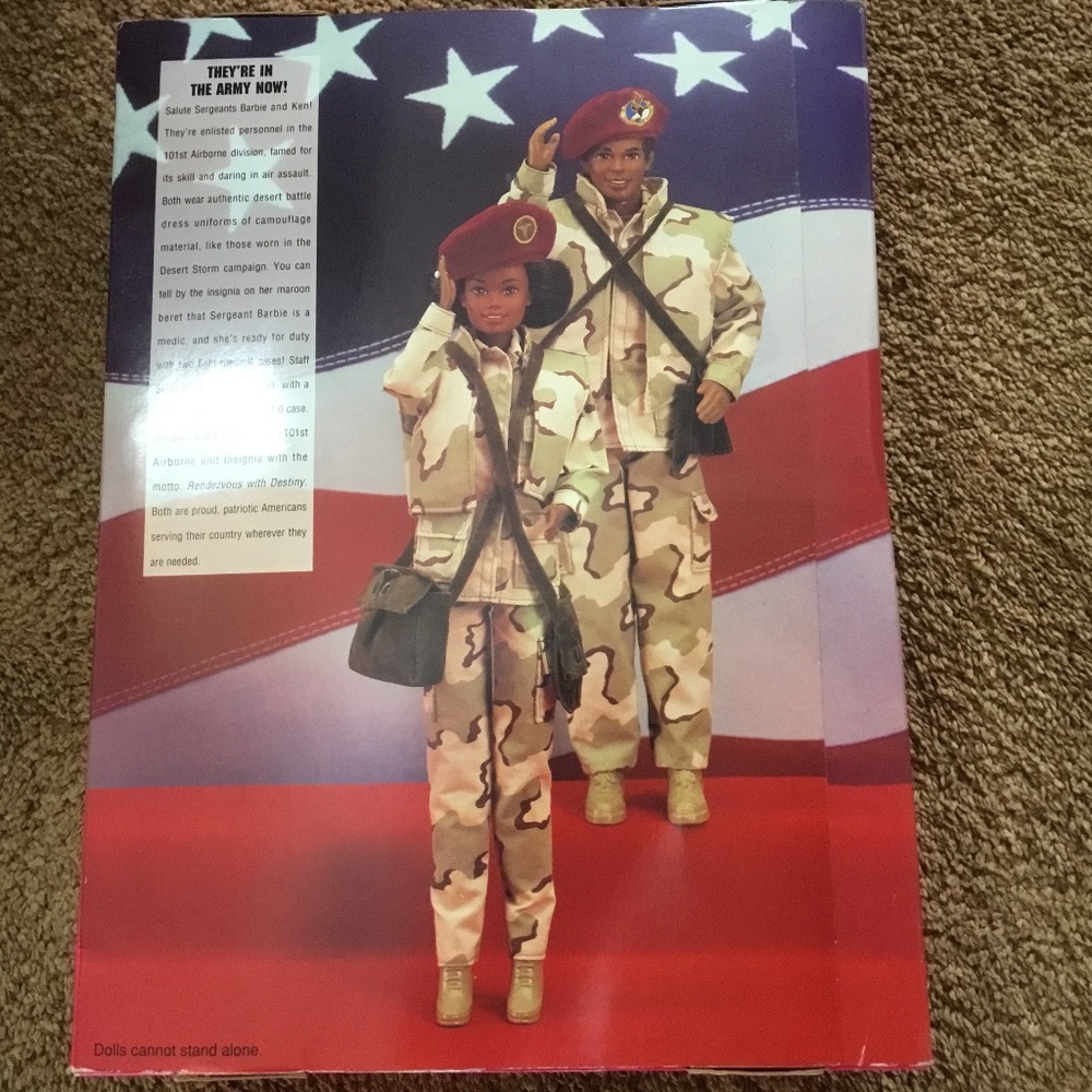 Barbie & Ken Dolls Special Edition Deluxe set U.S.Army African Americans 1992 - Picture 3 of 10